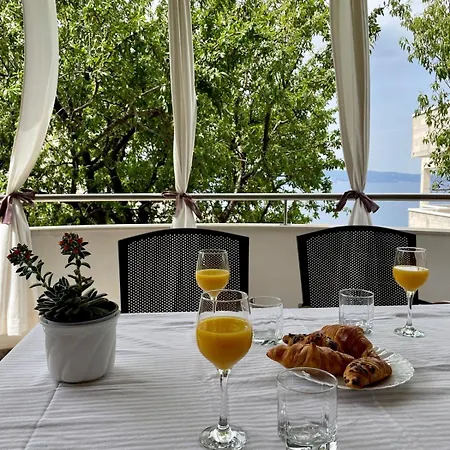 Apartamento Gina Near The Sea Omiš